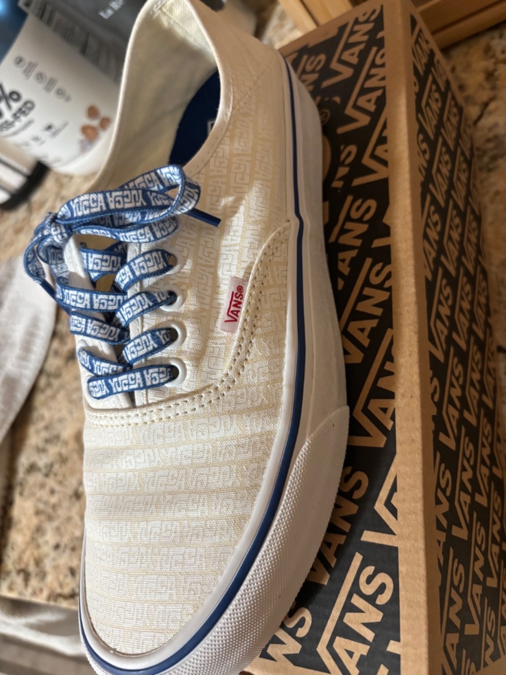 Vans - Picture 2 of 4